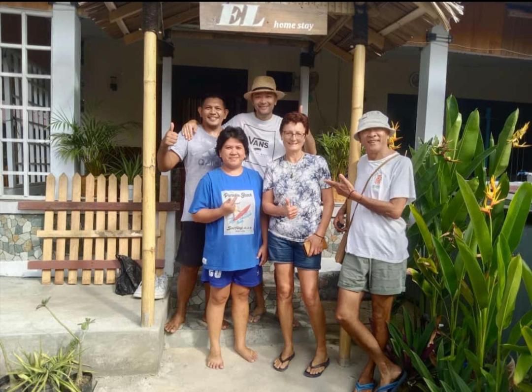 El Homestay Bunaken Exterior photo